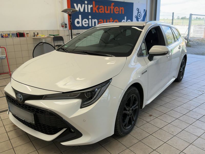 Toyota Corolla 2.0 Hybrid Team D
