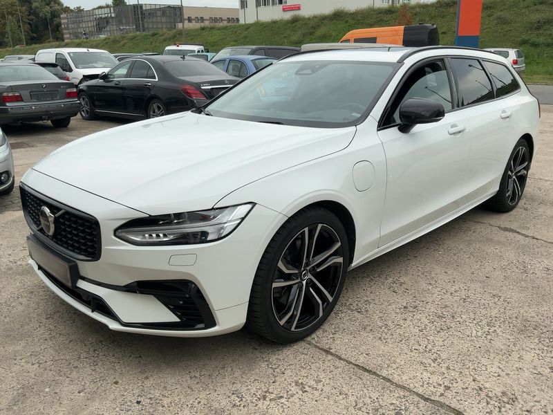 Volvo V90 2.0 T8 Twin Engine Recharge Plug-in Hybrid R Design AWD