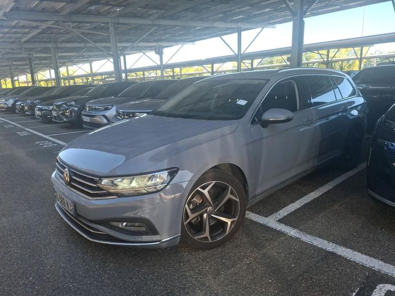 Volkswagen Passat 1.5 TSI ACT Elegance