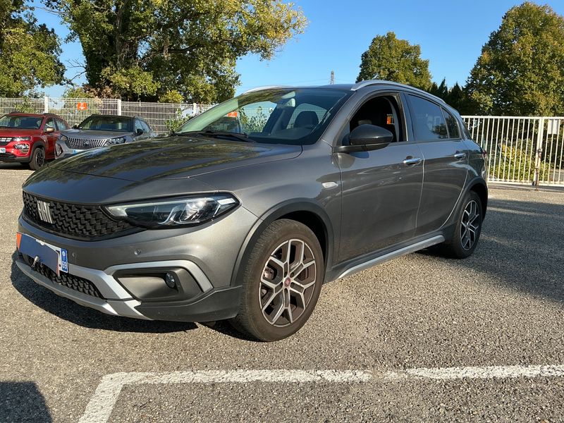 Fiat Tipo 1.6 M-Jet Plus Cross