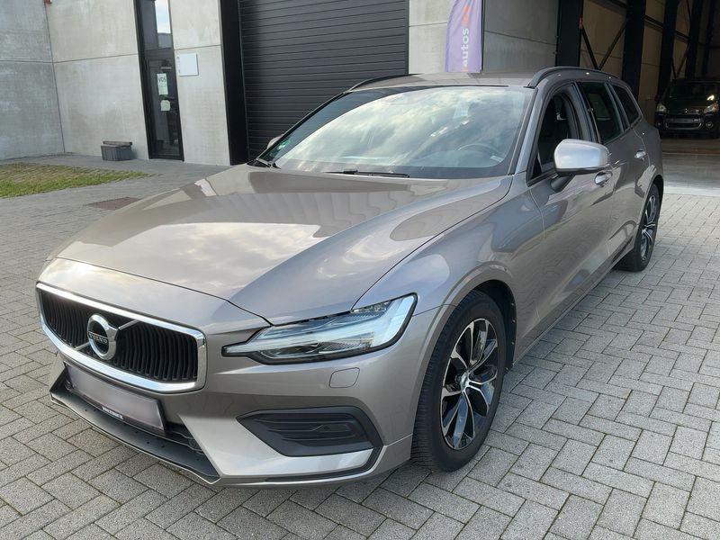Volvo V60 2.0 D3 Momentum