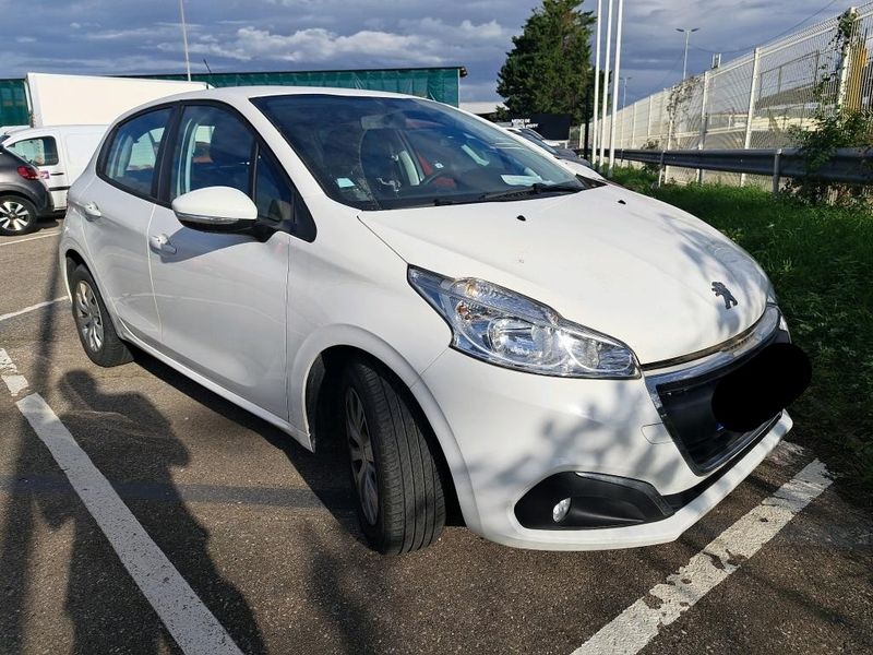 Peugeot 208 1.5 Blue-HDi Affaire Premium Pack