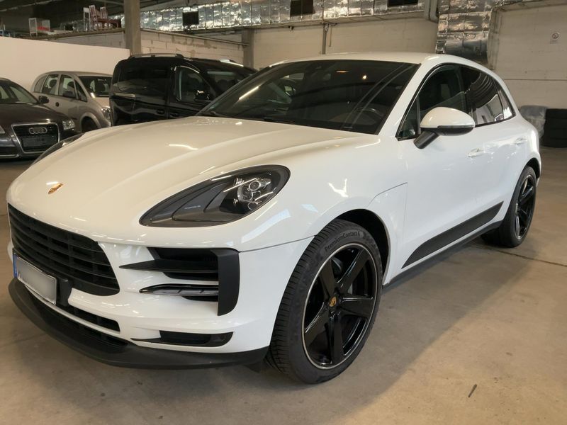 Porsche Macan S