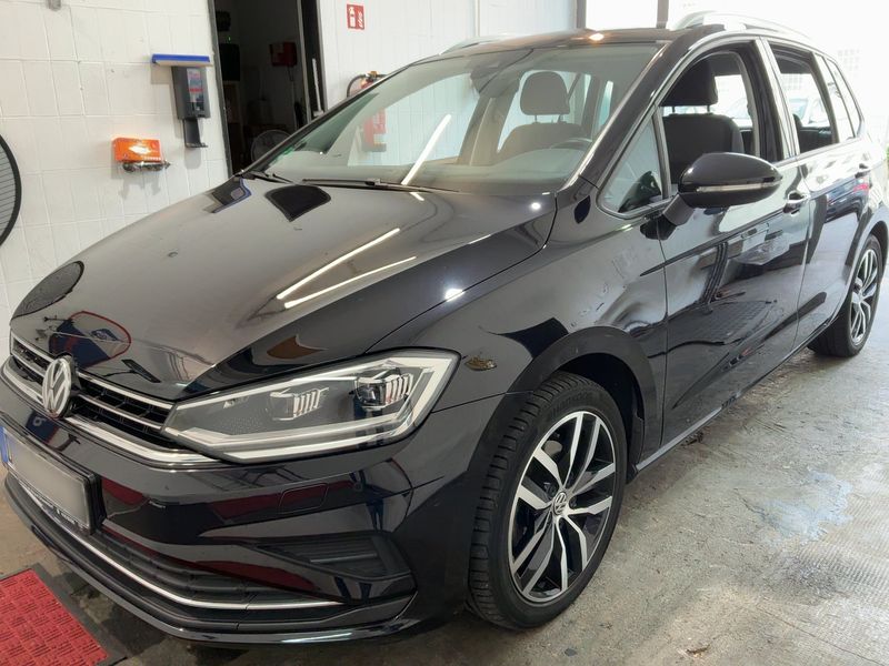Volkswagen Golf VII Sportsvan 1.6 TDI Comfortline