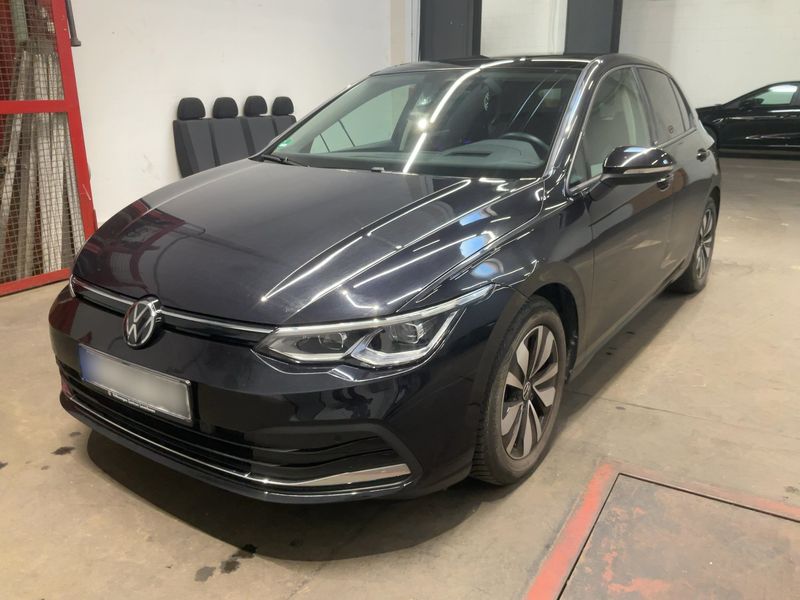 Volkswagen Golf VIII 2.0 TDI Move