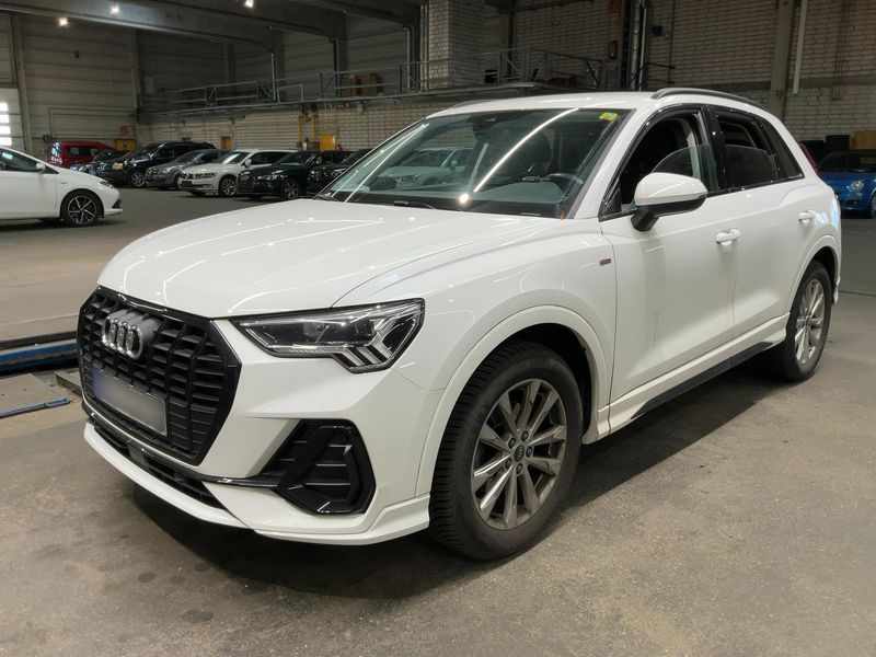Audi Q3 35 TFSI Mild-Hybrid S line