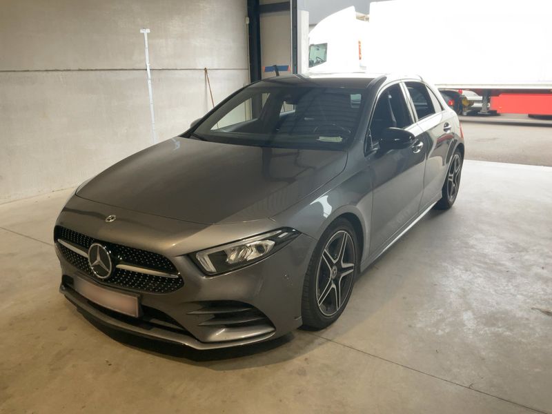 Mercedes-Benz A-класс A 180 d AMG Line