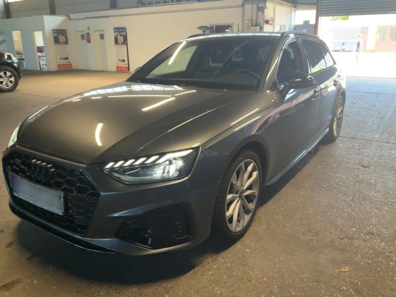 Audi A4 40 TFSI Mild-Hybrid quattro S line