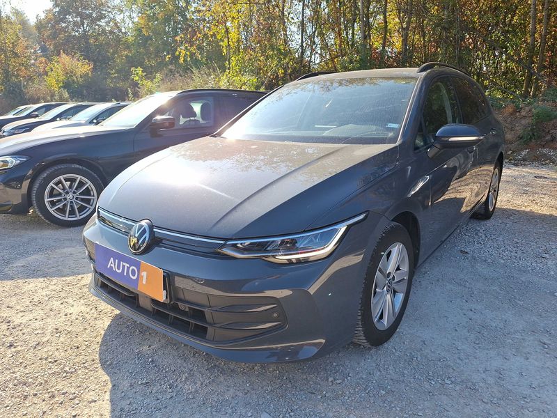 Volkswagen Golf VIII 1.5 TSI Life