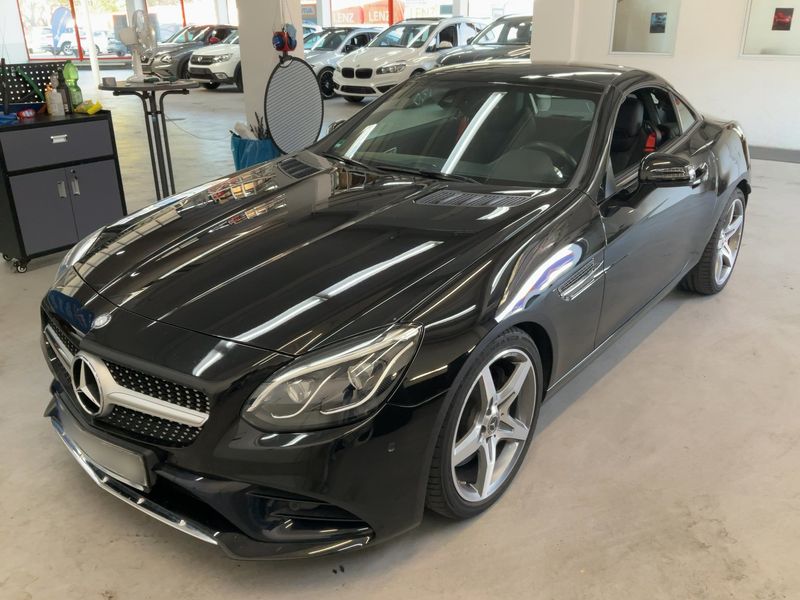 Mercedes-Benz SLC-Klasse SLC 200 CGI AMG Line