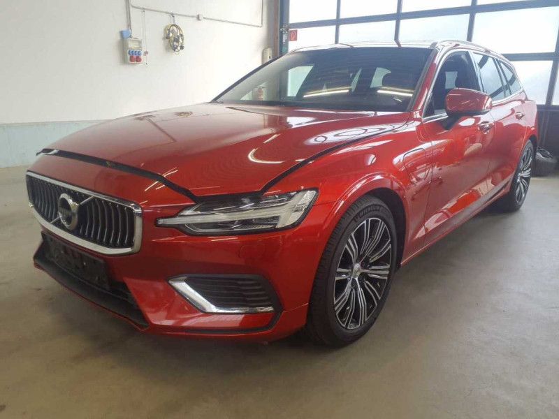 Volvo V60 2.0 T6 Recharge Plug-in Hybrid Plus Bright AWD