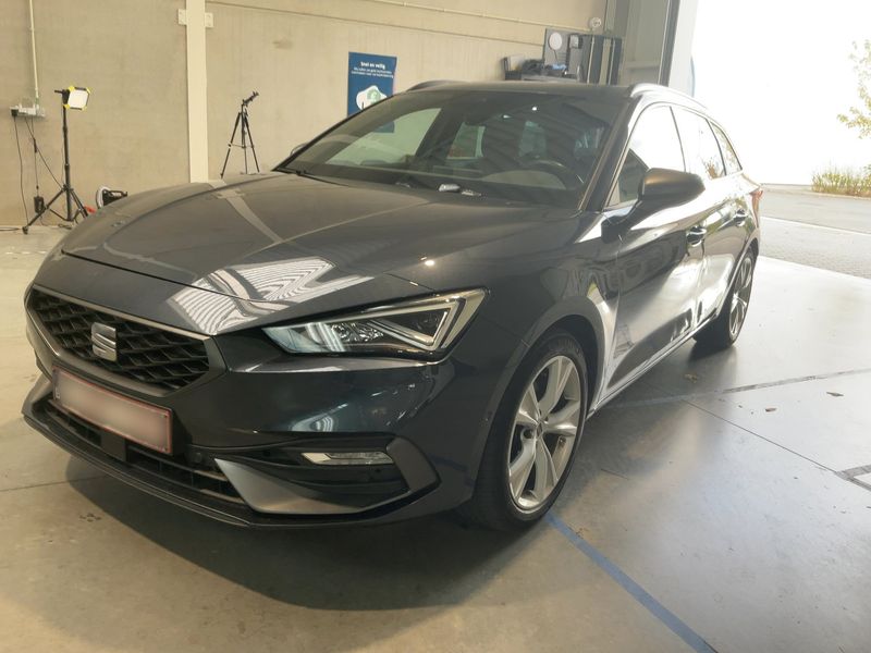 SEAT Leon 1.5 eTSI ACT FR