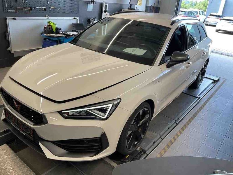 Cupra Leon 1.4 e-HYBRID