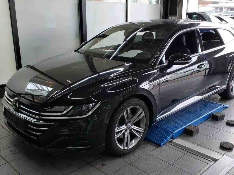 Volkswagen Arteon Shooting Brake 2.0 TDI R-Line 4Motion