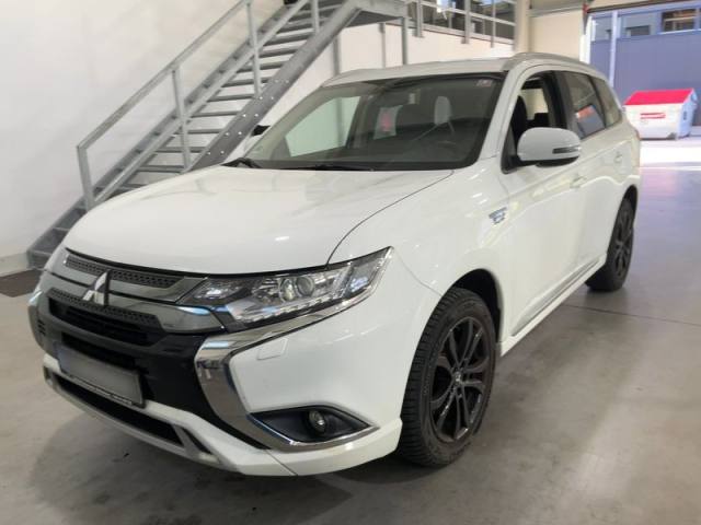 Mitsubishi Outlander 2.4 Phev Spirit 4WD