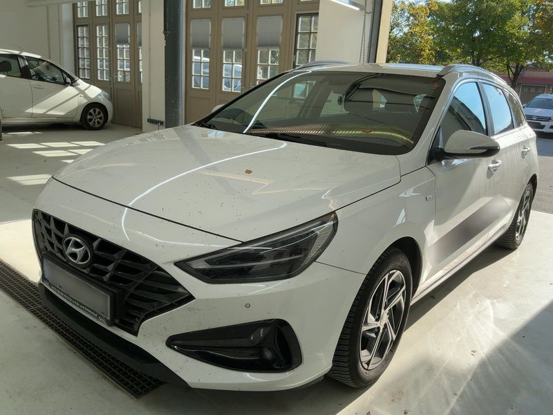 Hyundai i30 1.6 CRDi Mild-Hybrid Trend