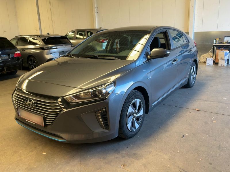Hyundai Ioniq 1.6 Hybrid Business