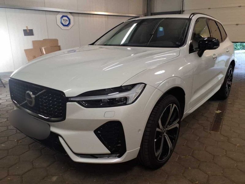 Volvo XC60 2.0 B4 Mild-Hybrid Plus Dark 2WD