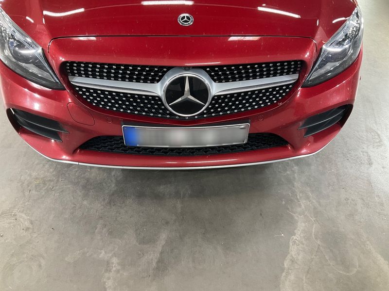 Mercedes-Benz C-класс C 300 de T AMG Line