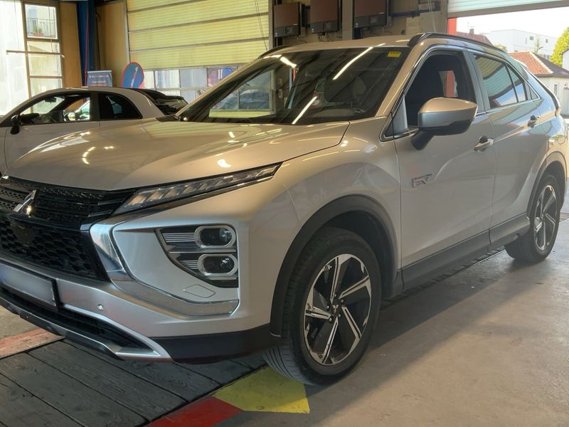 Mitsubishi Eclipse Cross 2.4 Plug-in Hybrid Plus 4WD