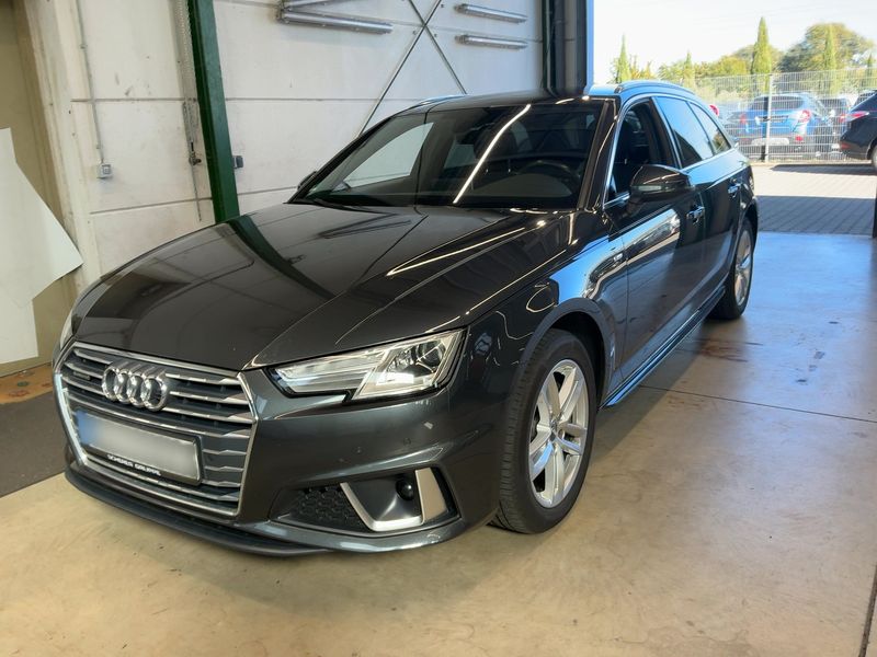 Audi A4 40 TDI quattro Sport
