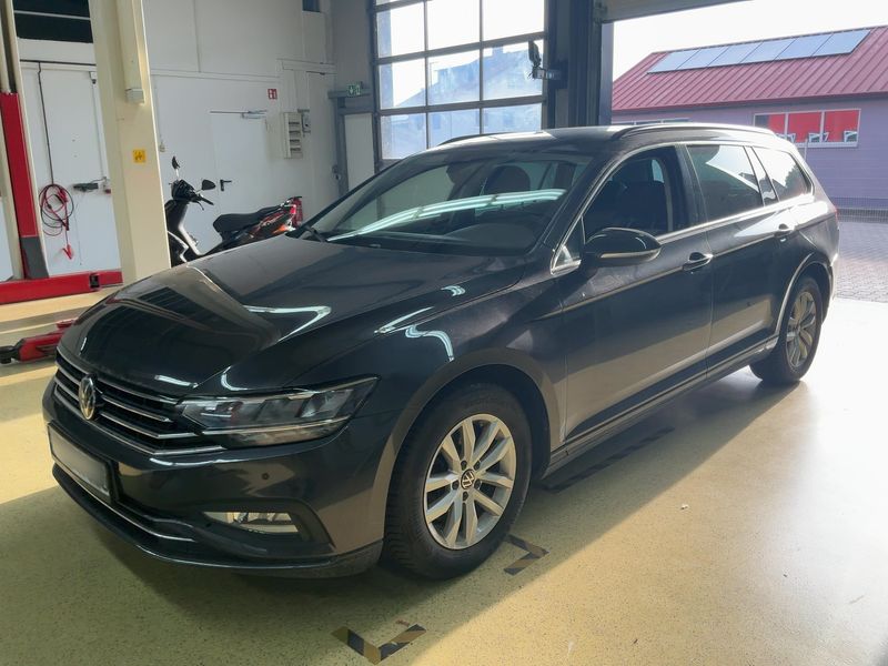 Volkswagen Passat 1.5 TSI ACT Business