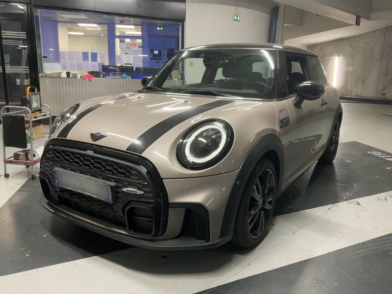MINI Cooper John Cooper Works Trim