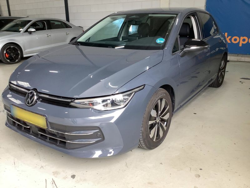 Volkswagen Golf Viii 1.5 eTSI Goal