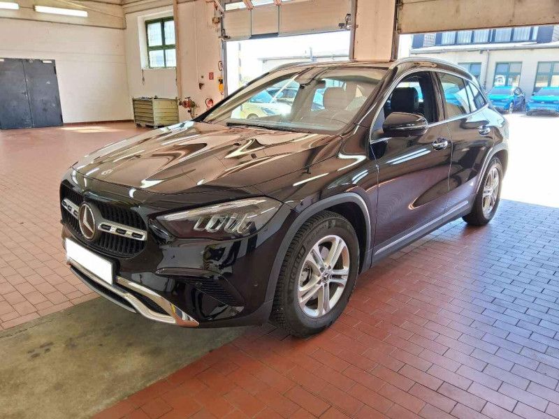 Mercedes-Benz GLA-Klasse GLA 200 Mild-Hybrid Progressive Line Edition