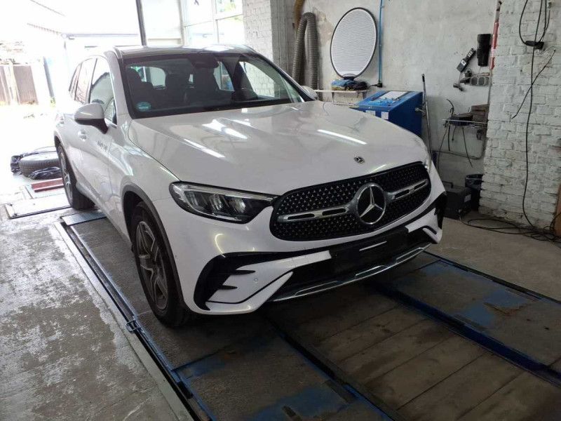 Mercedes-Benz GLC-Klasse GLC 220 d Mild-Hybrid 4Matic AMG Line