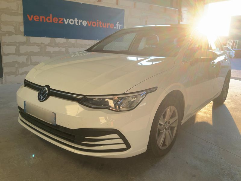 Volkswagen Golf VIII 2.0 TDI Life 1st