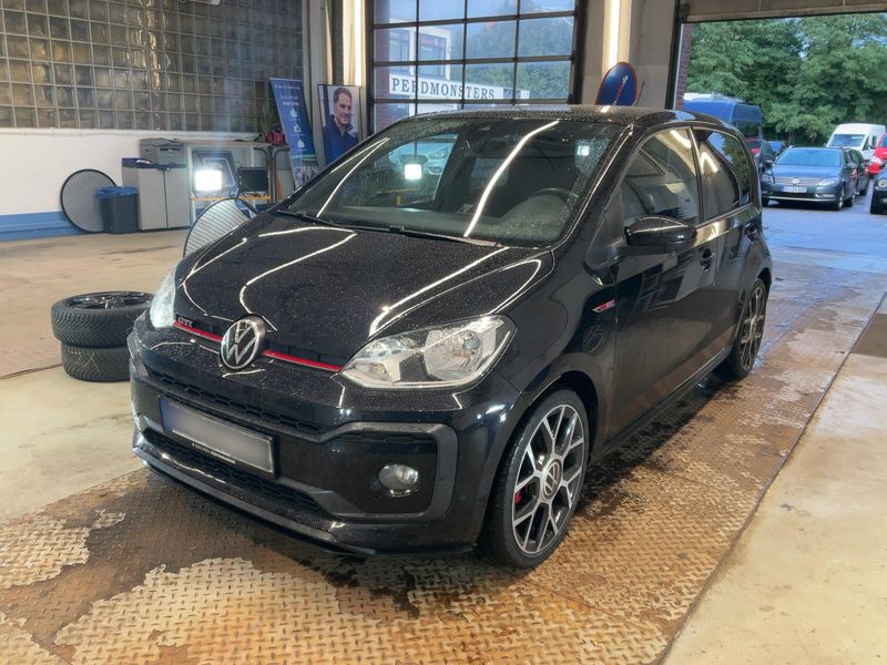 Volkswagen up! 1.0 TSI GTI