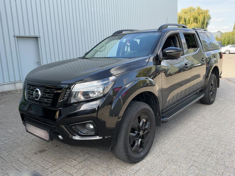 Nissan Navara NP-300 2.3 dCi N-Guard Double Cab 4x4