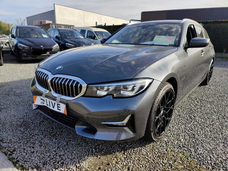 BMW 3er 330e Luxury Line