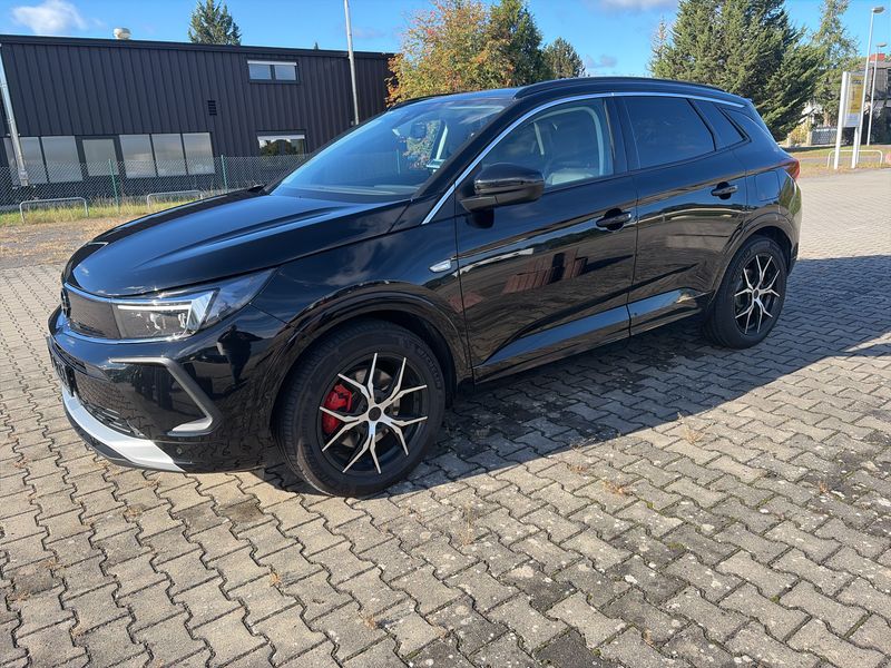 Opel Grandland X 1.6 Plug-in Hybrid 4 Ultimate