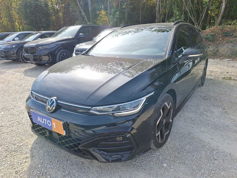 Volkswagen Golf Viii 1.5 TSI R-Line