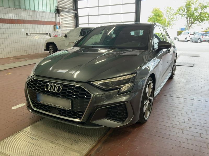 Audi A3 Sportback 35 Tfsi Mild-Hybrid S line