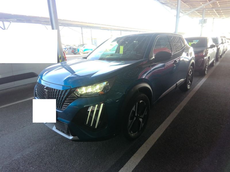 Peugeot 2008 1.2 Mild-Hybrid Allure