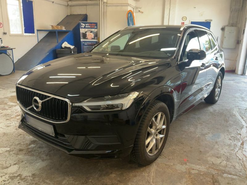 Volvo XC60 2.0 B4 Diesel Mild-Hybrid Momentum Pro AWD