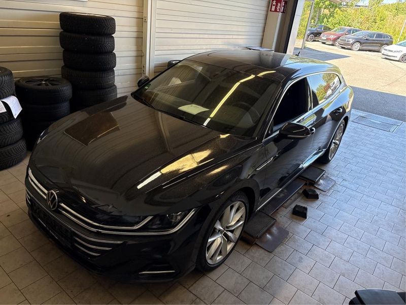 Volkswagen Arteon Shooting Brake 2.0 TDI R-Line