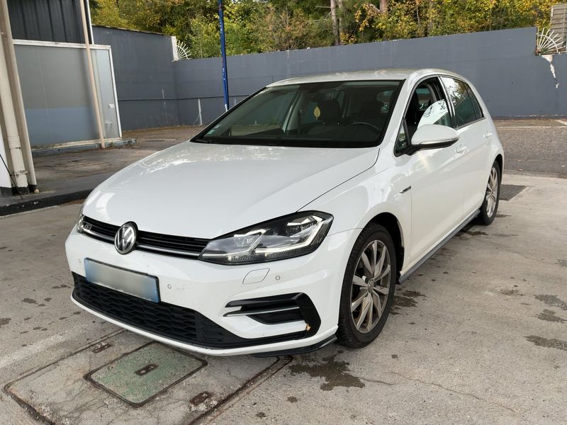 Volkswagen Golf VII 2.0 TDI Sport R-Line