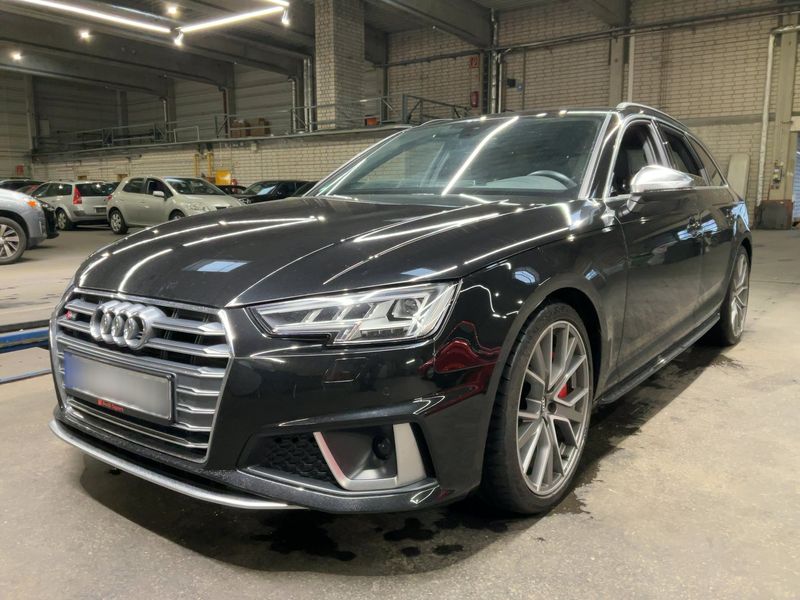 Audi S4 3.0 TDI quattro