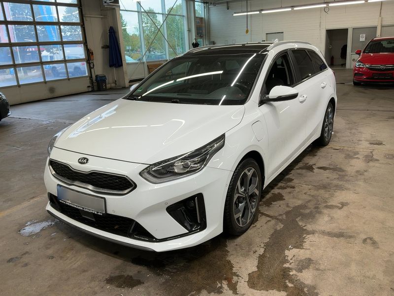 Kia cee'd 1.6 Plug-in Hybrid Platinum Edition