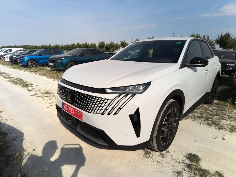 Peugeot 3008 1.2 Mild-Hybrid Allure