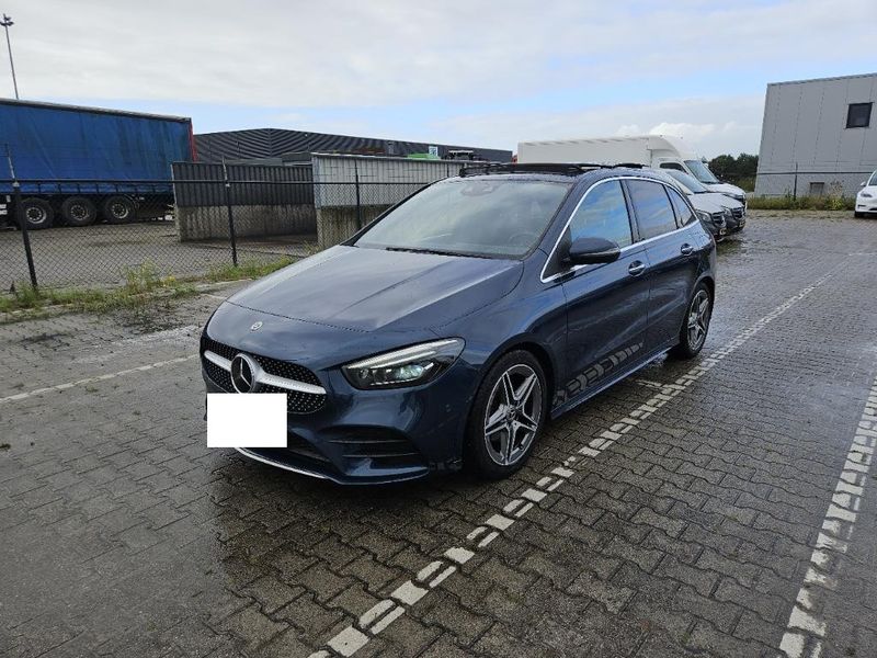 Mercedes-Benz B-Klasse B 180 AMG Line