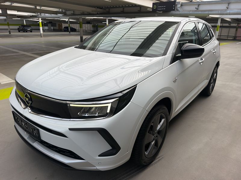 Opel Grandland X 1.2 Turbo GS Line