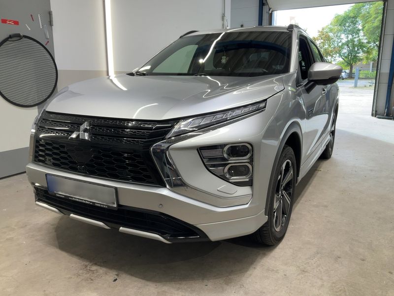 Mitsubishi Eclipse Cross 2.4 Plug-in Hybrid Plus Select Black 4WD