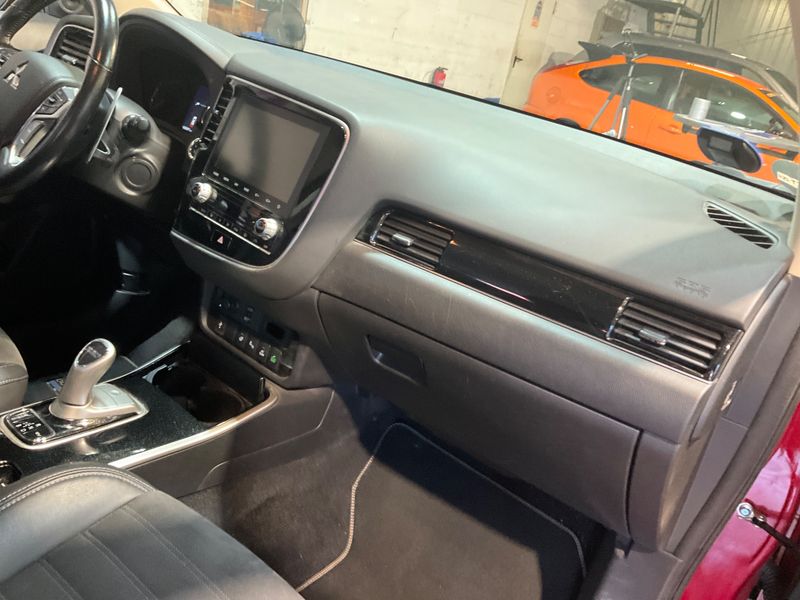 Mitsubishi Outlander 2.4 Phev Plus 4WD