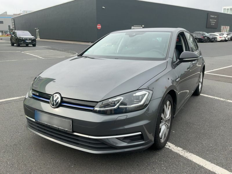 Volkswagen Golf VII 1.5 TSI ACT IQ.DRIVE BlueMotion Tech
