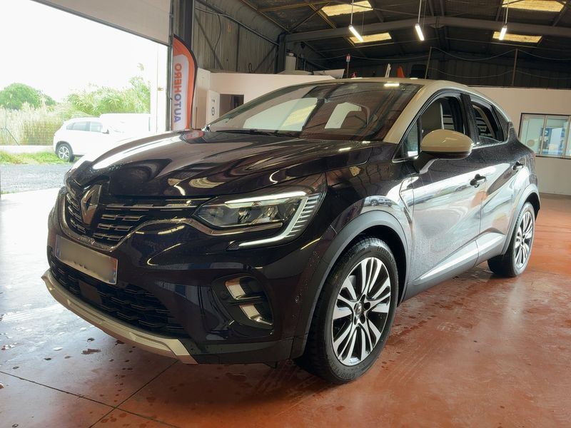 Renault Captur 1.6 Hybrid E-Tech Initiale Paris